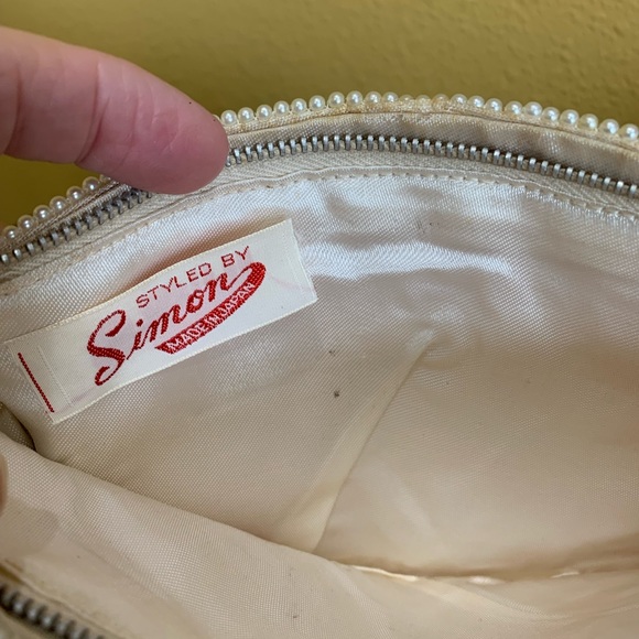 Vintage Ecru Clutch Evening Purse Styled By Simon of Japan Faux Pearls & Sequins - Picture 6 of 7